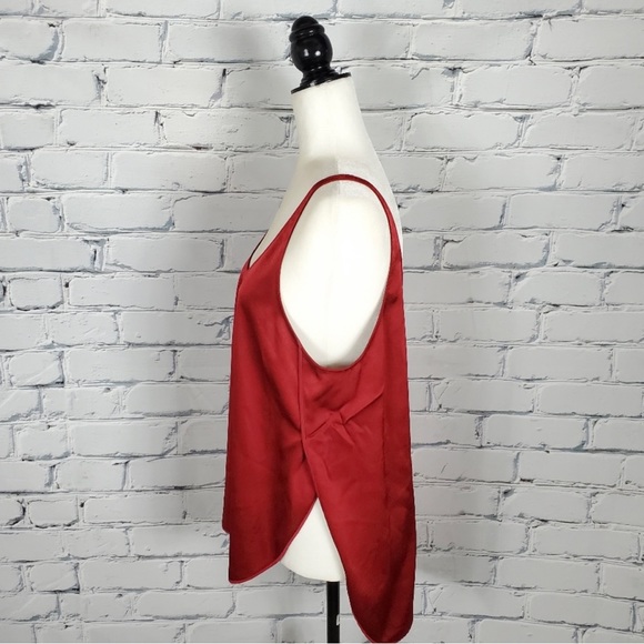 Wilfred Le Fou Red Satin Sleeveless Top - Picture 2 of 6